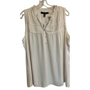 White House Black Market Sleeveless Blouse Cream Smocked Sz XL Chiffon Lined